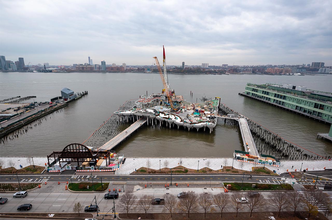 Pier 55 construction