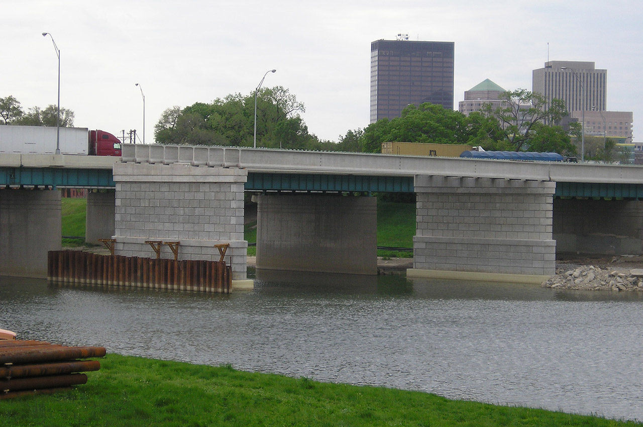 Kokosing Piers